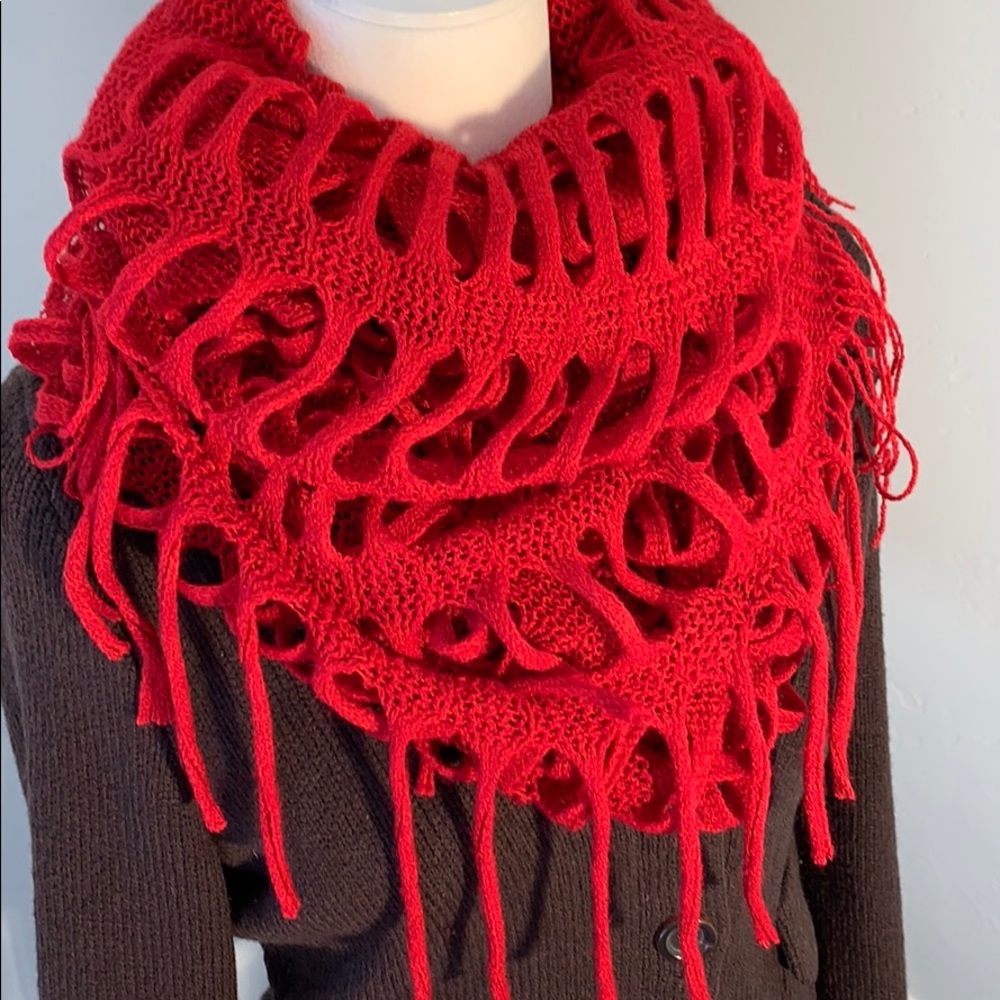 Wine red tube-wrap